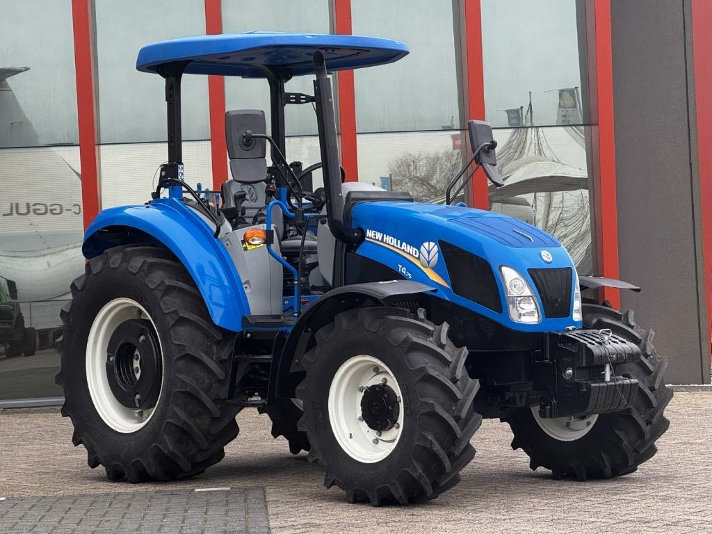 New Holland T4.75, Power Shuttle, creepspeed, ROPS! - Τρακτέρ: φωτογραφία 4 New Holland T4.75, Power Shuttle, creepspeed, ROPS! - Τρακτέρ: φωτογραφία 4