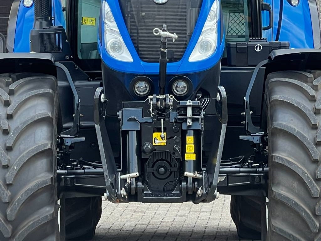 New Holland T7.270 Auto Command - Τρακτέρ: φωτογραφία 5 New Holland T7.270 Auto Command - Τρακτέρ: φωτογραφία 5
