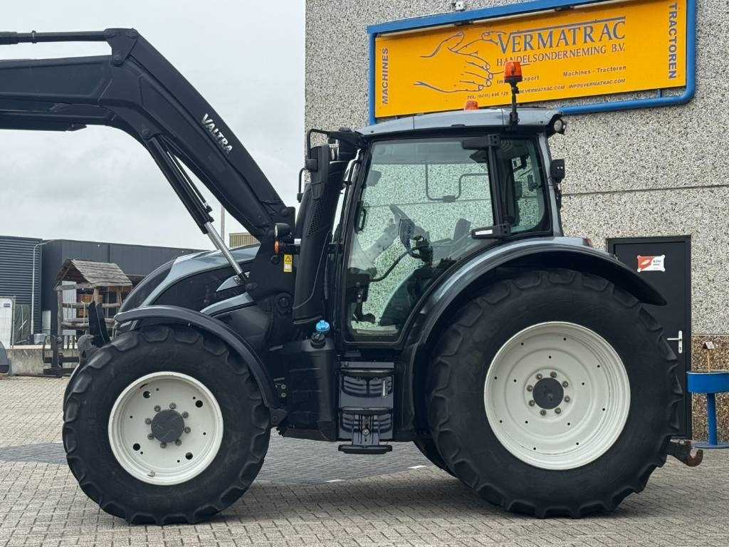 Valtra N174D, Frontlinkage + PTO, Frontloader, 3846 hours - Τρακτέρ: φωτογραφία 3 Valtra N174D, Frontlinkage + PTO, Frontloader, 3846 hours - Τρακτέρ: φωτογραφία 3