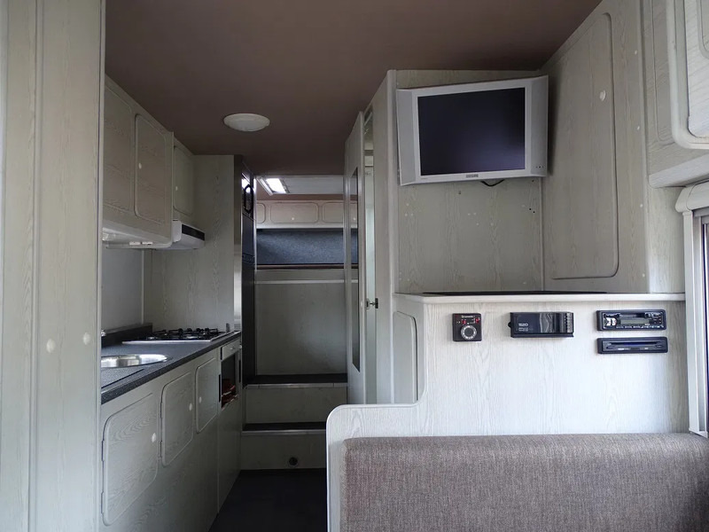 Μίσθωση Iveco Eurocargo 12.250 AUT LEER CAM CAMPERUNIT TKM 31000 Iveco Eurocargo 12.250 AUT LEER CAM CAMPERUNIT TKM 31000: φωτογραφία 9