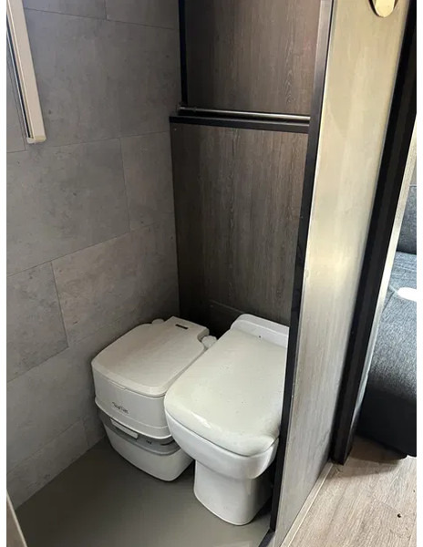 Επικαθήμενο QUALITY TRAILERS Camper 4x bed keuken douche toilet laadklep: φωτογραφία 13