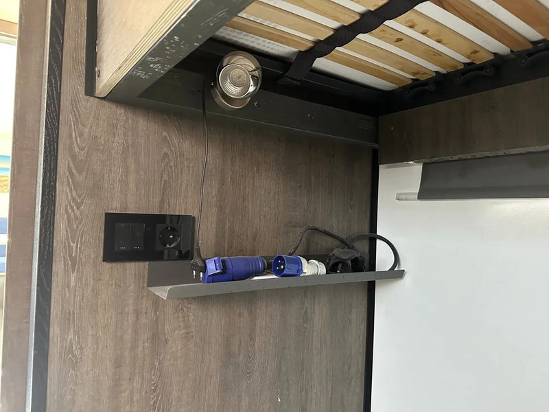 Επικαθήμενο QUALITY TRAILERS Camper 4x bed keuken douche toilet laadklep: φωτογραφία 15