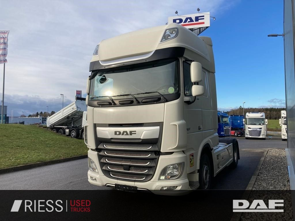 DAF XF 480 FT Super Space Cab Intarder / Nebenantrie - Τράκτορας: φωτογραφία 4 DAF XF 480 FT Super Space Cab Intarder / Nebenantrie - Τράκτορας: φωτογραφία 4