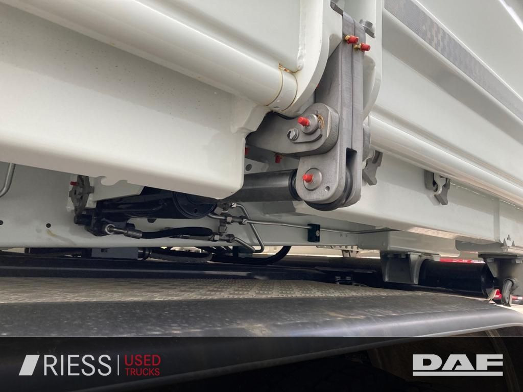 Μίσθωση DAF XFc 480 FAT 6x4 Intarder Bordmatik Trigenius  DAF XFc 480 FAT 6x4 Intarder Bordmatik Trigenius: φωτογραφία 9