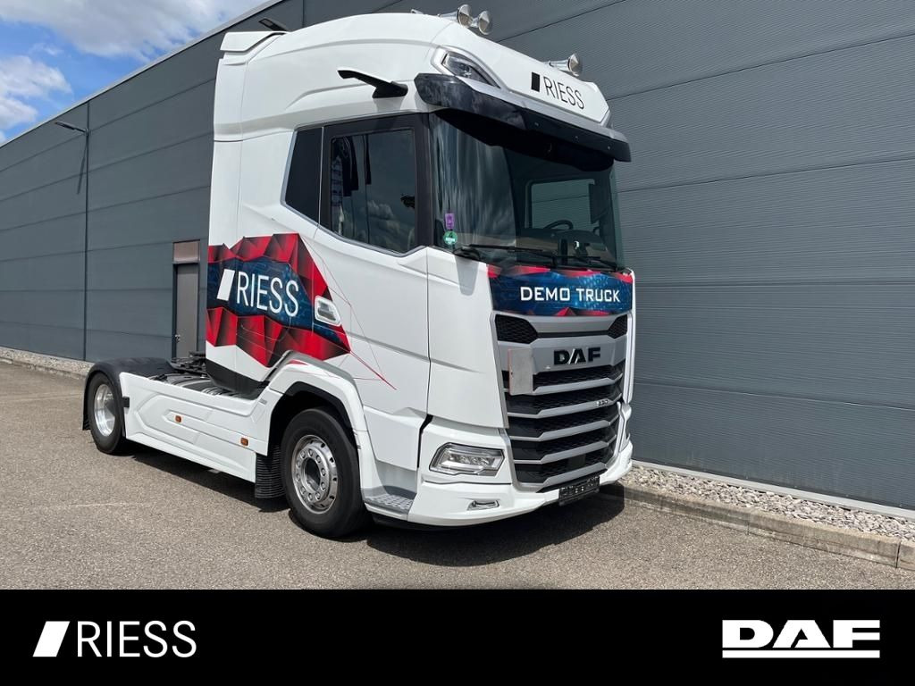 DAF XG+ 530 FT Alcoa Leder Intarder Standklima Hydra DAF XG+ 530 FT Alcoa Leder Intarder Standklima Hydra - Τράκτορας: φωτογραφία 1 DAF XG+ 530 FT Alcoa Leder Intarder Standklima Hydra DAF XG+ 530 FT Alcoa Leder Intarder Standklima Hydra - Τράκτορας: φωτογραφία 1
