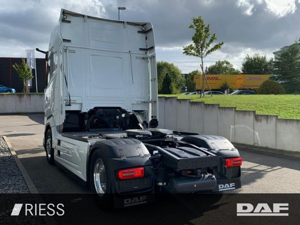 DAF XG+ 530 FT Leder Alcoa Vollluft Standklima - Τράκτορας: φωτογραφία 4 DAF XG+ 530 FT Leder Alcoa Vollluft Standklima - Τράκτορας: φωτογραφία 4