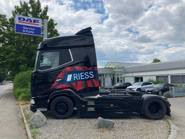 DAF XG 530 FT Vollluft Leder Kamera SpurH DAF XG 530 FT Vollluft Leder Kamera - Τράκτορας: φωτογραφία 2 DAF XG 530 FT Vollluft Leder Kamera SpurH DAF XG 530 FT Vollluft Leder Kamera - Τράκτορας: φωτογραφία 2