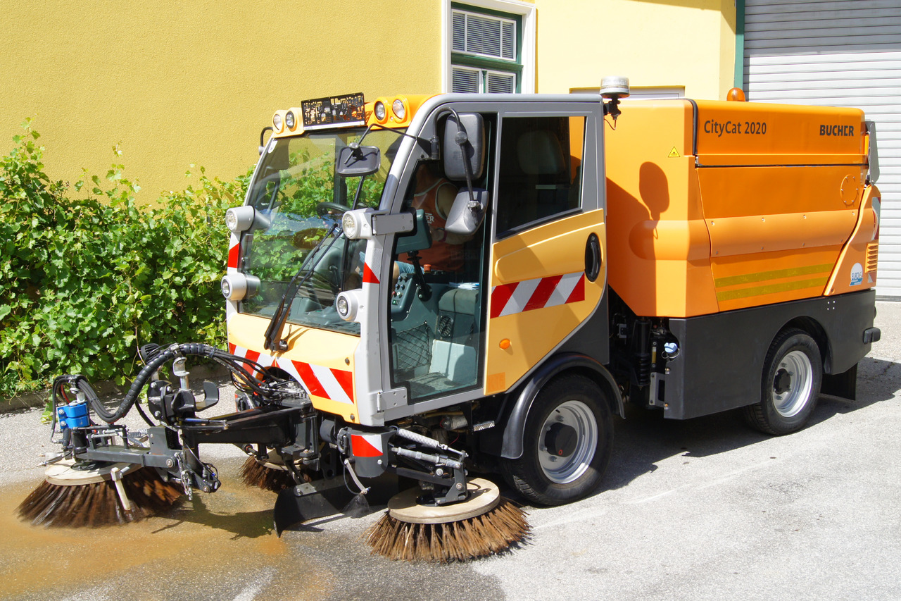 BUCHER BUCHER CityCat 2020 XL/Euro 6/L + R Kehrmaschine/Frontbesen - Σάρωθρο δρόμων: φωτογραφία 2 BUCHER BUCHER CityCat 2020 XL/Euro 6/L + R Kehrmaschine/Frontbesen - Σάρωθρο δρόμων: φωτογραφία 2
