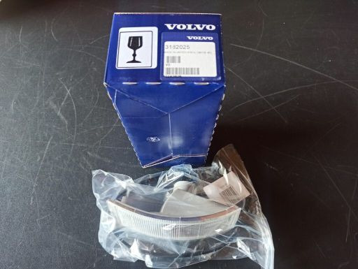 VOLVO DIRECTION INDICATOR - 3182025 - Φλας για Φορτηγό: φωτογραφία 1 VOLVO DIRECTION INDICATOR - 3182025 - Φλας για Φορτηγό: φωτογραφία 1