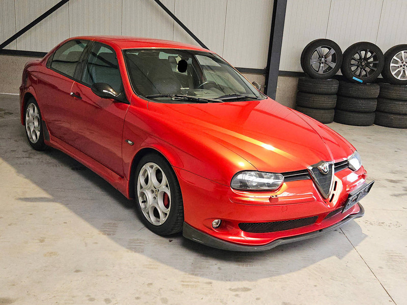 Alfa Romeo 156 GTA - Λιμουζίνα/ Sedan: φωτογραφία 3 Alfa Romeo 156 GTA - Λιμουζίνα/ Sedan: φωτογραφία 3