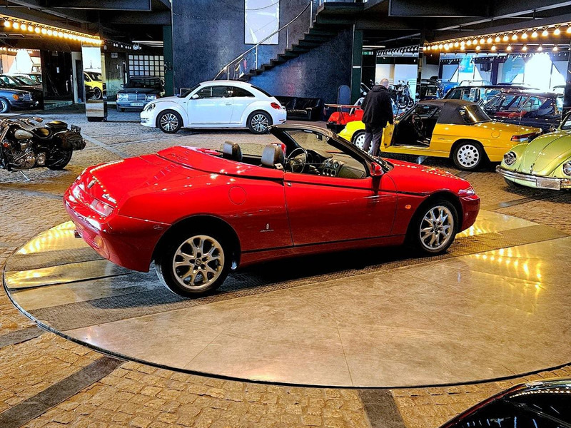 Alfa Romeo Spider (916 - update 3) _ 2.0 TS - Αυτοκίνητο: φωτογραφία 2 Alfa Romeo Spider (916 - update 3) _ 2.0 TS - Αυτοκίνητο: φωτογραφία 2