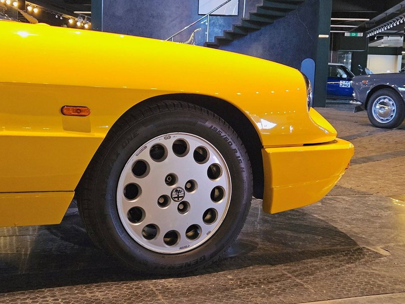 Λιμουζίνα/ Sedan Alfa Romeo Spider (serie 4) _ 2000: φωτογραφία 13