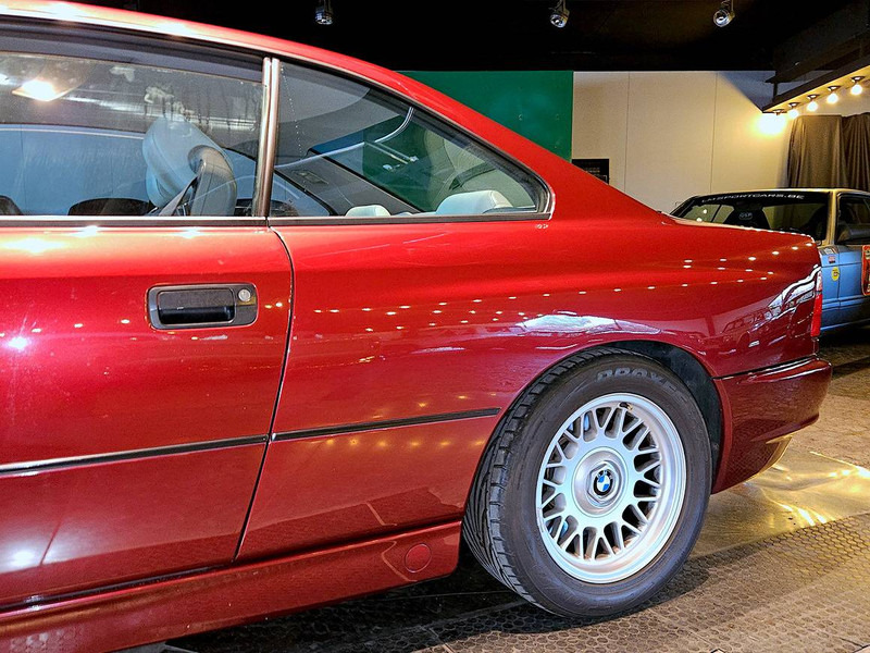BMW 850iA - Λιμουζίνα/ Sedan: φωτογραφία 5 BMW 850iA - Λιμουζίνα/ Sedan: φωτογραφία 5