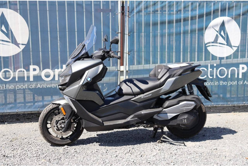 BMW C 400 GT - Μοτοσικλέτα: φωτογραφία 1 BMW C 400 GT - Μοτοσικλέτα: φωτογραφία 1