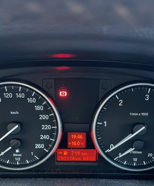 BMW X1 - Λιμουζίνα/ Sedan: φωτογραφία 4 BMW X1 - Λιμουζίνα/ Sedan: φωτογραφία 4