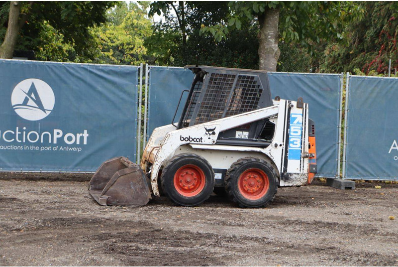 Bobcat 753 - Ελαστιχοφόρος φορτωτής: φωτογραφία 1 Bobcat 753 - Ελαστιχοφόρος φορτωτής: φωτογραφία 1