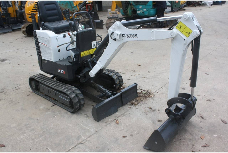 Bobcat E08 - Μίνι εκσκαφέας: φωτογραφία 5 Bobcat E08 - Μίνι εκσκαφέας: φωτογραφία 5