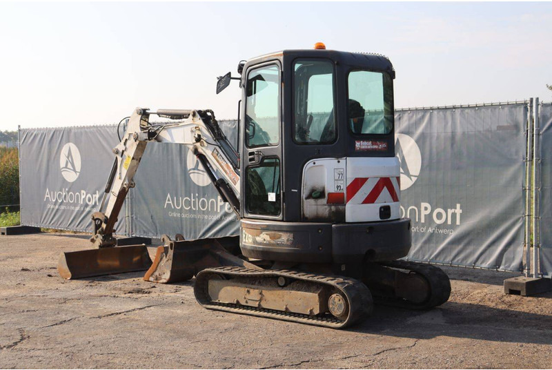Bobcat E26 - Ερπυστριοφόρος εκσκαφέας: φωτογραφία 4 Bobcat E26 - Ερπυστριοφόρος εκσκαφέας: φωτογραφία 4