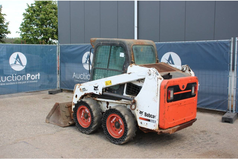 Bobcat S450 - Ελαστιχοφόρος φορτωτής: φωτογραφία 3 Bobcat S450 - Ελαστιχοφόρος φορτωτής: φωτογραφία 3