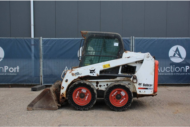 Bobcat S450 - Ελαστιχοφόρος φορτωτής: φωτογραφία 2 Bobcat S450 - Ελαστιχοφόρος φορτωτής: φωτογραφία 2