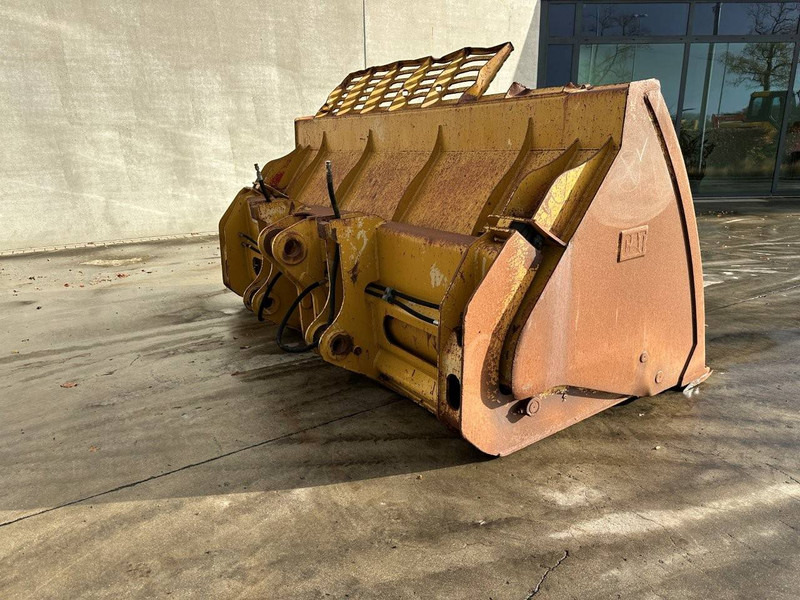 Cat CH-09-000132-15 - Κουβάς: φωτογραφία 3 Cat CH-09-000132-15 - Κουβάς: φωτογραφία 3