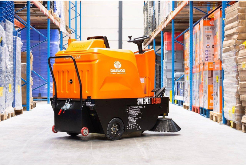 Daewoo DAS80 Zit - Σάρωθρο δρόμων: φωτογραφία 4 Daewoo DAS80 Zit - Σάρωθρο δρόμων: φωτογραφία 4