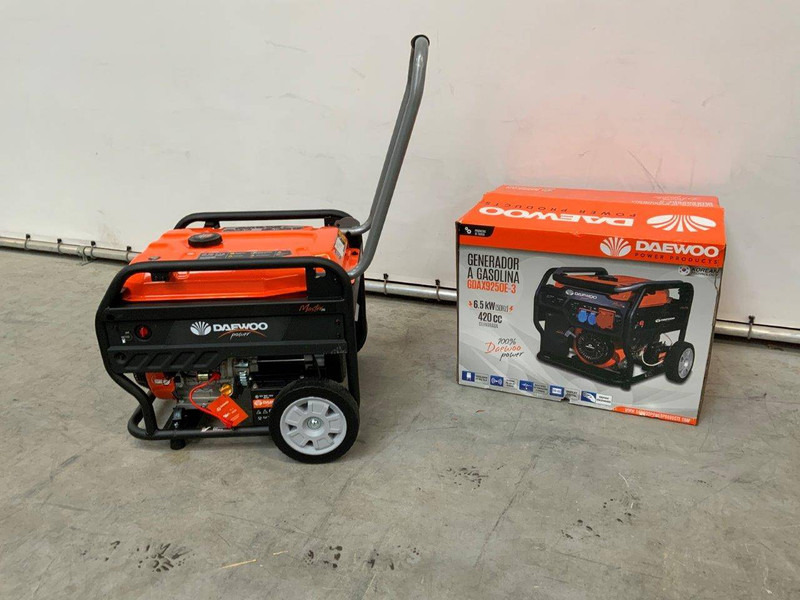 Daewoo GDAX9250E-3 - Βιομηχανική γεννήτρια: φωτογραφία 2 Daewoo GDAX9250E-3 - Βιομηχανική γεννήτρια: φωτογραφία 2