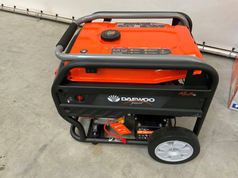 Daewoo GDAX9250E-3 - Βιομηχανική γεννήτρια: φωτογραφία 3 Daewoo GDAX9250E-3 - Βιομηχανική γεννήτρια: φωτογραφία 3