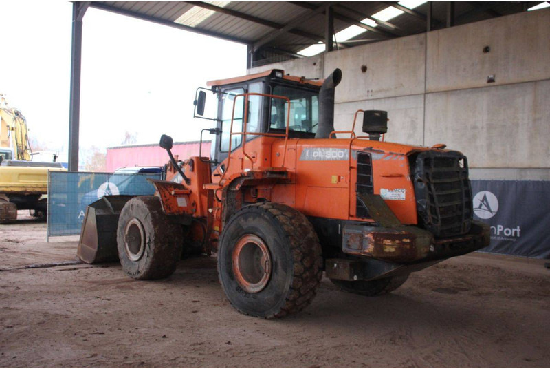 Doosan DL300-3 - Ελαστιχοφόρος φορτωτής: φωτογραφία 3 Doosan DL300-3 - Ελαστιχοφόρος φορτωτής: φωτογραφία 3
