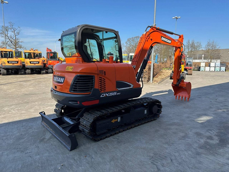 Doosan DX55-9C - Ερπυστριοφόρος εκσκαφέας: φωτογραφία 4 Doosan DX55-9C - Ερπυστριοφόρος εκσκαφέας: φωτογραφία 4