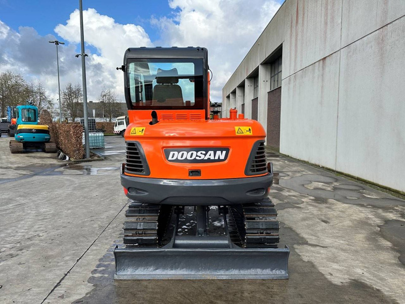 Doosan DX55-9C - Ερπυστριοφόρος εκσκαφέας: φωτογραφία 5 Doosan DX55-9C - Ερπυστριοφόρος εκσκαφέας: φωτογραφία 5