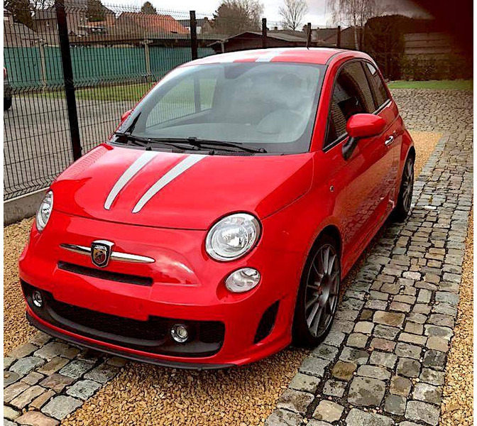 Fiat 500 Abarth Tributo Ferrari (limited 142/200) - Αυτοκίνητο: φωτογραφία 1 Fiat 500 Abarth Tributo Ferrari (limited 142/200) - Αυτοκίνητο: φωτογραφία 1