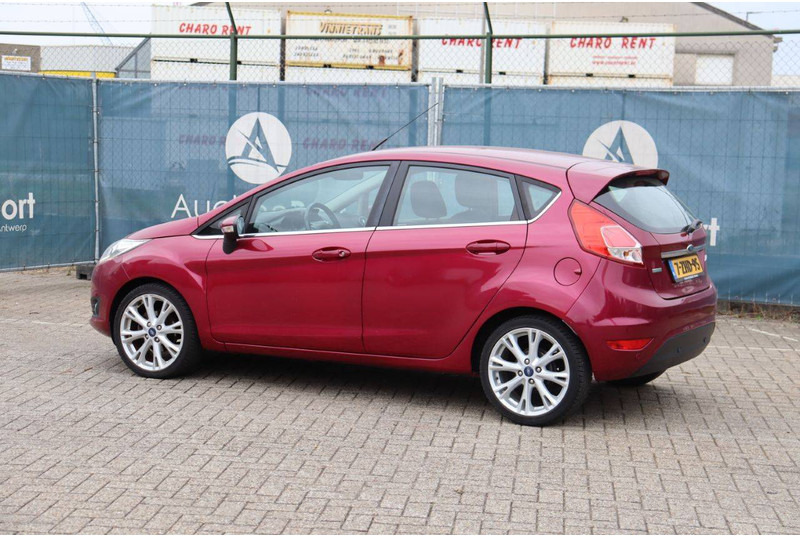 Ford Fiesta - Λιμουζίνα/ Sedan: φωτογραφία 3 Ford Fiesta - Λιμουζίνα/ Sedan: φωτογραφία 3