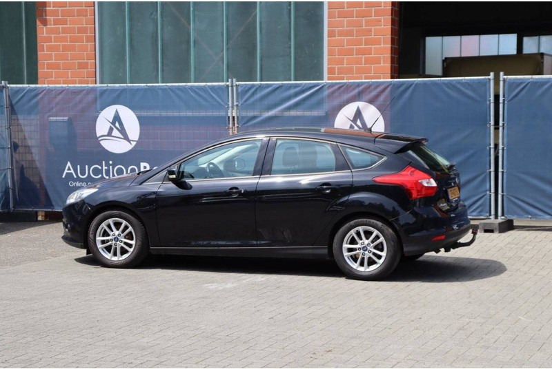 Ford Focus - Αυτοκίνητο: φωτογραφία 3 Ford Focus - Αυτοκίνητο: φωτογραφία 3