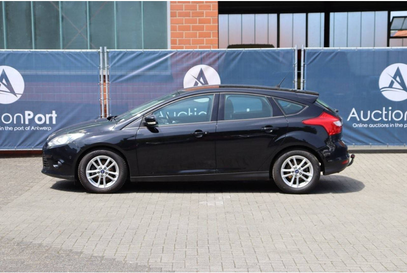 Ford Focus - Αυτοκίνητο: φωτογραφία 2 Ford Focus - Αυτοκίνητο: φωτογραφία 2