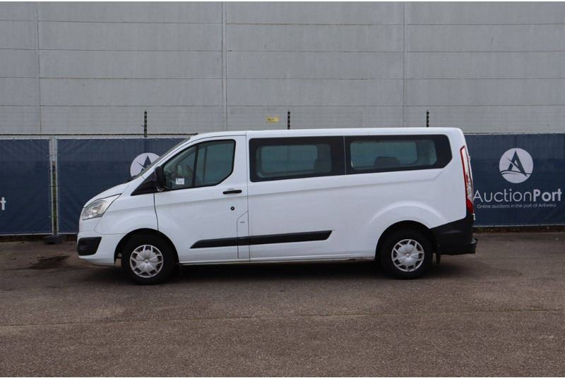 Ford Transit Custom - Βαν: φωτογραφία 2 Ford Transit Custom - Βαν: φωτογραφία 2