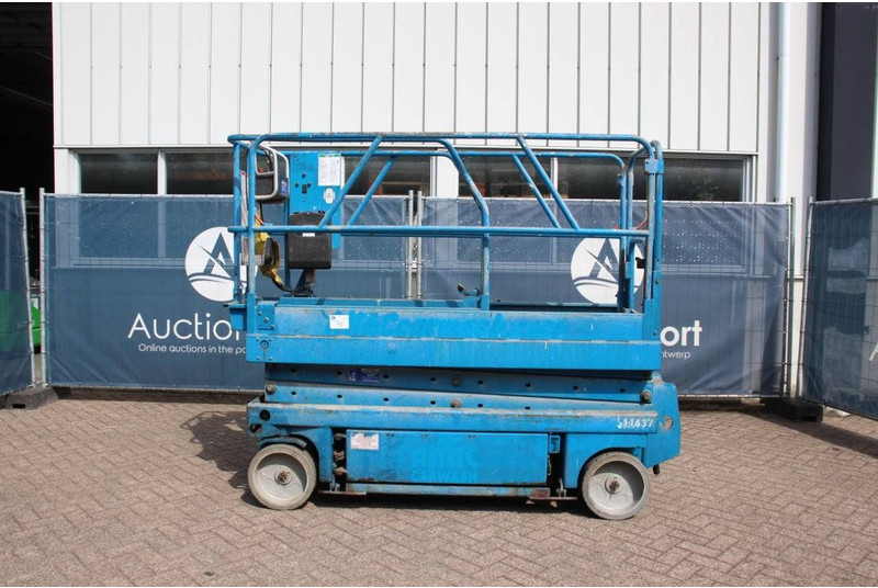 Genie GS-2032 - Ψαλιδωτό ανυψωτικό: φωτογραφία 2 Genie GS-2032 - Ψαλιδωτό ανυψωτικό: φωτογραφία 2