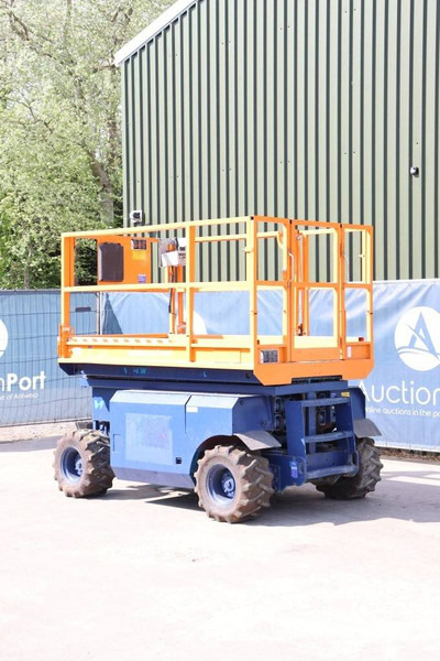 Genie GS2668 - Ψαλιδωτό ανυψωτικό: φωτογραφία 3 Genie GS2668 - Ψαλιδωτό ανυψωτικό: φωτογραφία 3