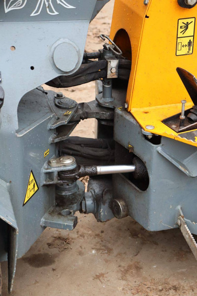 Ελαστιχοφόρος φορτωτής Giant D254SW: φωτογραφία 16