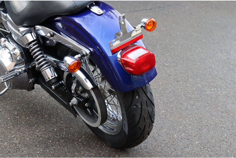 Μοτοσικλέτα Harley-Davidson Dyna Street Bob: φωτογραφία 19