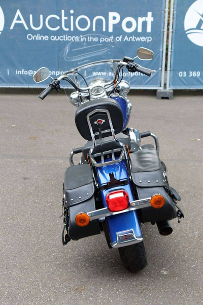 Harley-Davidson Heritage Softail Classic - Μοτοσικλέτα: φωτογραφία 5 Harley-Davidson Heritage Softail Classic - Μοτοσικλέτα: φωτογραφία 5