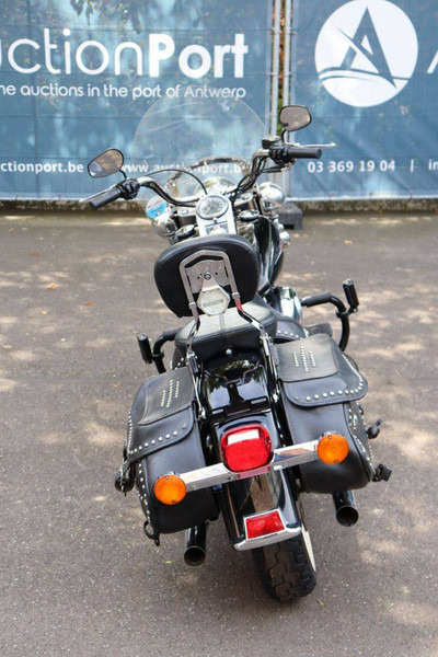 Harley-Davidson Heritage Softail Classic - Μοτοσικλέτα: φωτογραφία 5 Harley-Davidson Heritage Softail Classic - Μοτοσικλέτα: φωτογραφία 5