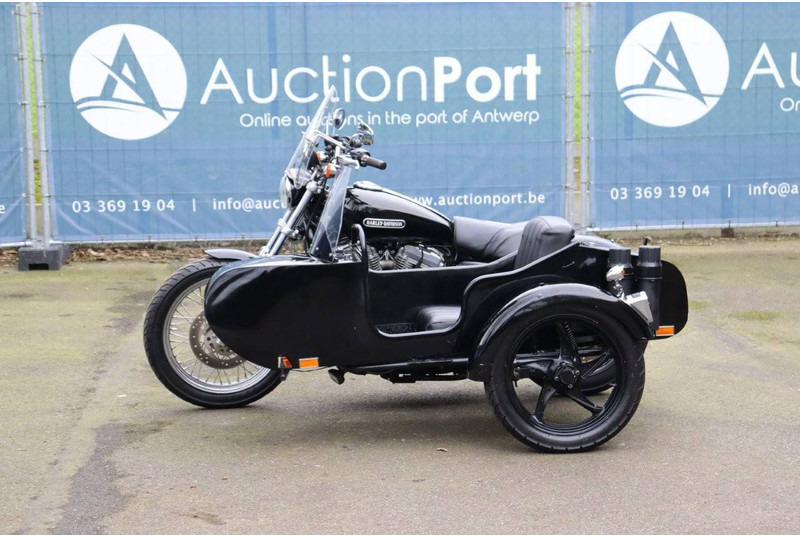 Harley-Davidson Sporster XL883 - Μοτοσικλέτα: φωτογραφία 1 Harley-Davidson Sporster XL883 - Μοτοσικλέτα: φωτογραφία 1