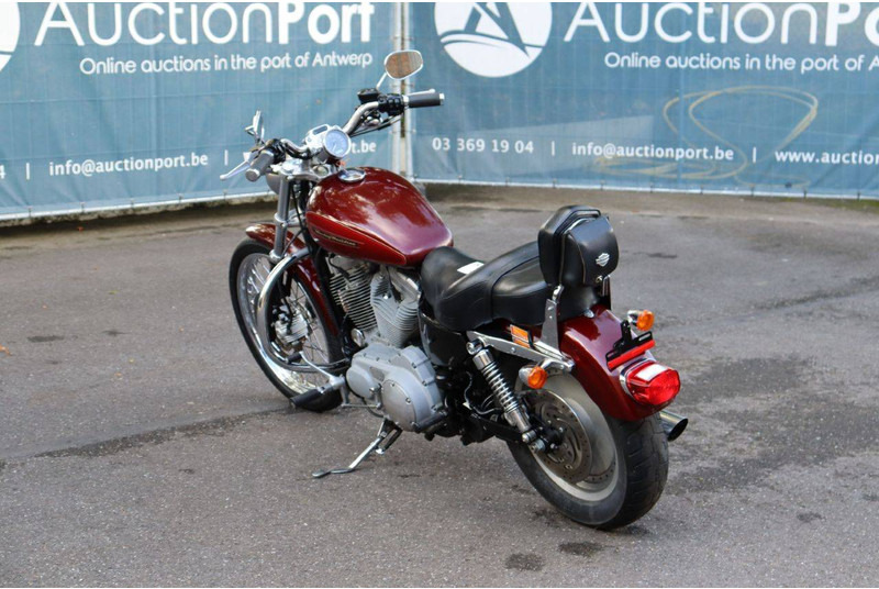 Harley-Davidson Sportster XL883 - Μοτοσικλέτα: φωτογραφία 4 Harley-Davidson Sportster XL883 - Μοτοσικλέτα: φωτογραφία 4