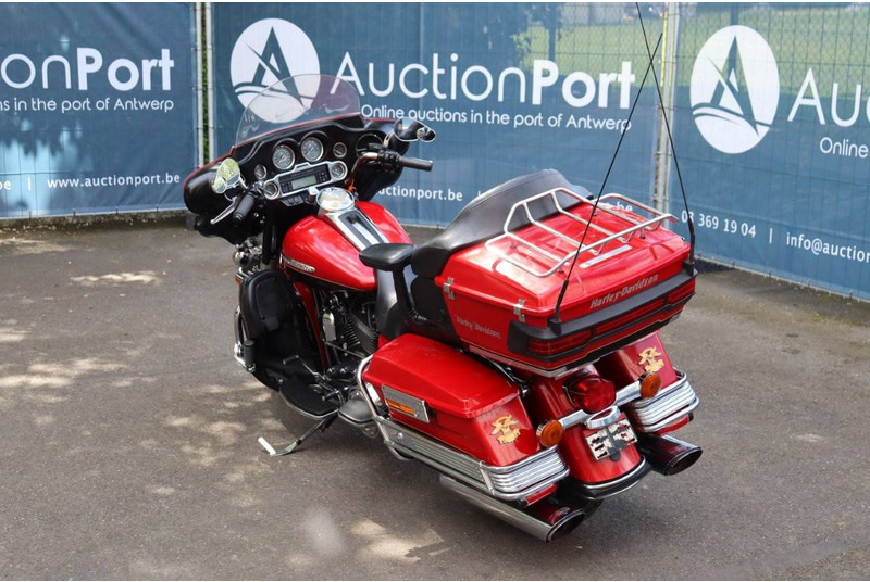 Harley-Davidson Ultra CLassic LTD - Μοτοσικλέτα: φωτογραφία 4 Harley-Davidson Ultra CLassic LTD - Μοτοσικλέτα: φωτογραφία 4