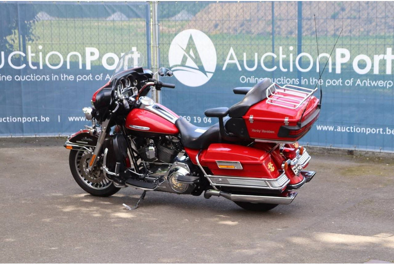 Harley-Davidson Ultra CLassic LTD - Μοτοσικλέτα: φωτογραφία 3 Harley-Davidson Ultra CLassic LTD - Μοτοσικλέτα: φωτογραφία 3