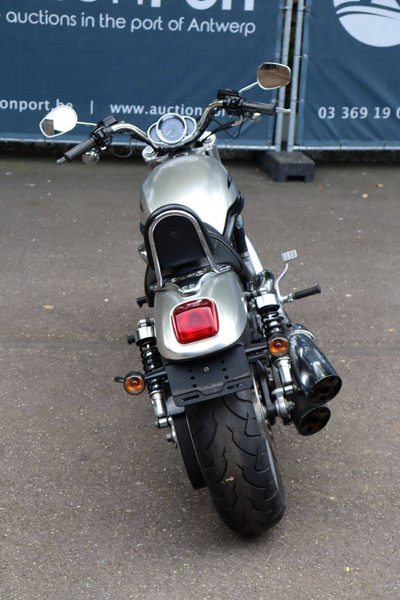Harley-Davidson V-Rod VRSC - Μοτοσικλέτα: φωτογραφία 5 Harley-Davidson V-Rod VRSC - Μοτοσικλέτα: φωτογραφία 5