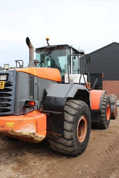 Hitachi ZW250 - Ελαστιχοφόρος φορτωτής: φωτογραφία 5 Hitachi ZW250 - Ελαστιχοφόρος φορτωτής: φωτογραφία 5