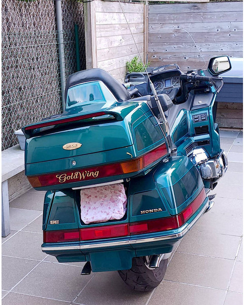 Honda 'Goldwing 20th anniversary (special edition) - Μοτοσικλέτα: φωτογραφία 2 Honda 'Goldwing 20th anniversary (special edition) - Μοτοσικλέτα: φωτογραφία 2