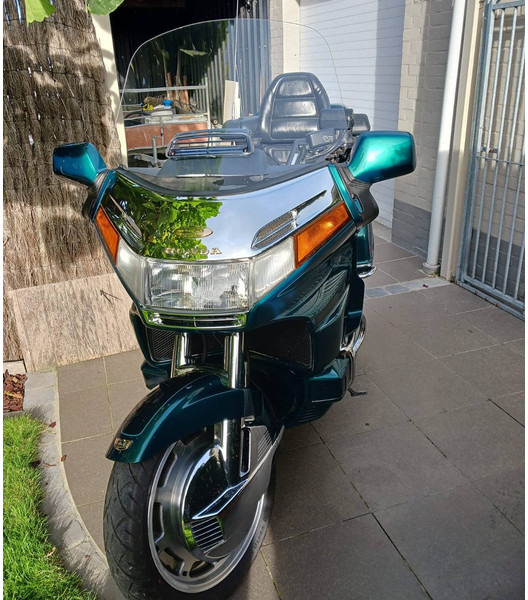 Honda 'Goldwing 20th anniversary (special edition) - Μοτοσικλέτα: φωτογραφία 4 Honda 'Goldwing 20th anniversary (special edition) - Μοτοσικλέτα: φωτογραφία 4